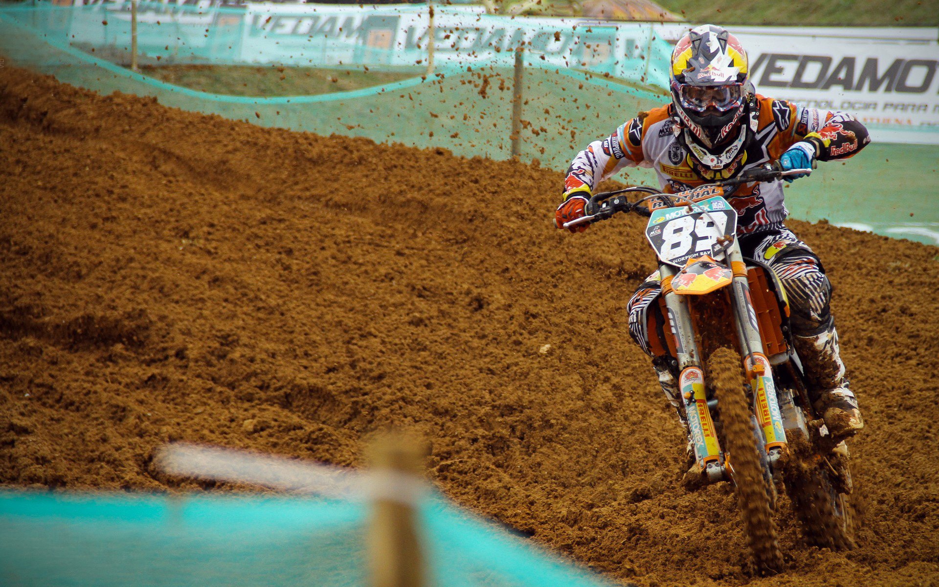 英超争冠之夜,利拉德压制级发挥,当足球与篮球的激情交叠