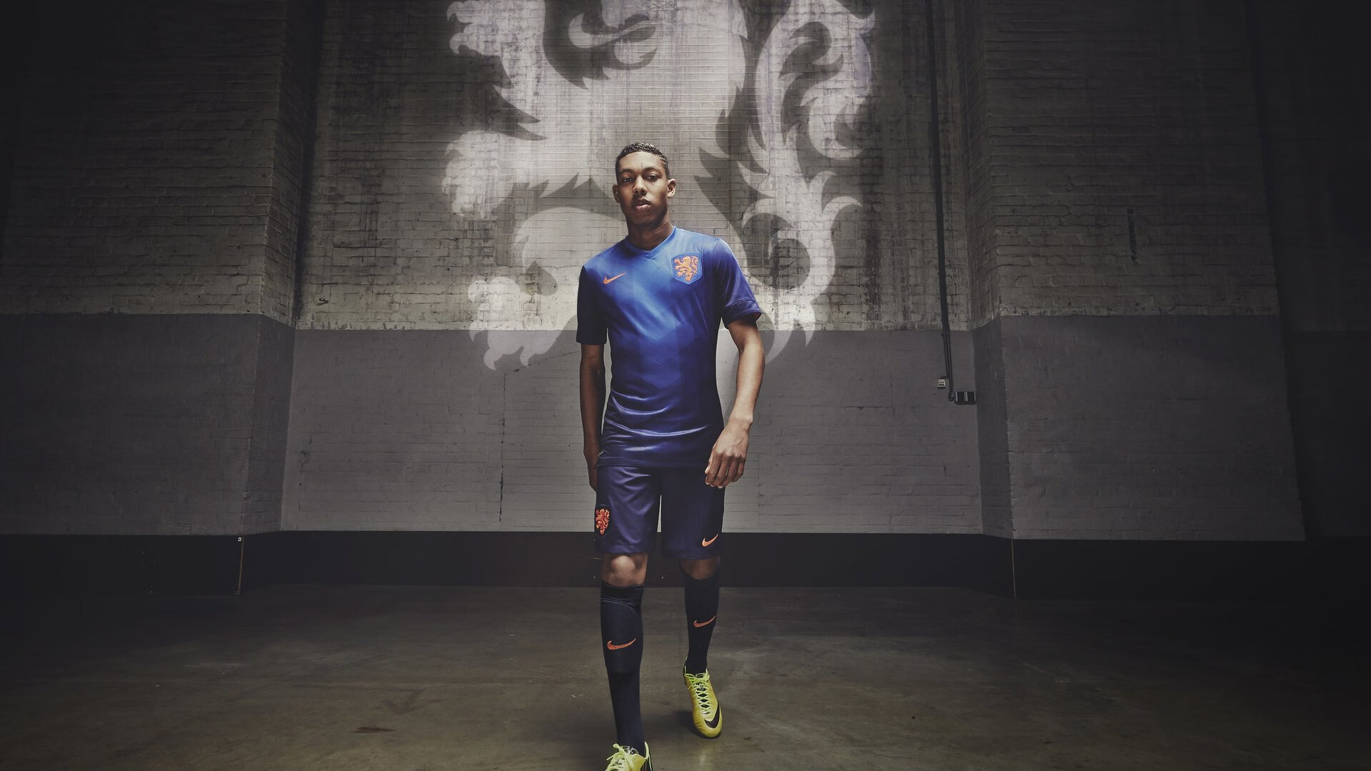 奥运周期关键战之夜，赖斯进攻端无人可挡，当战术板上的名字成为球场上的风暴